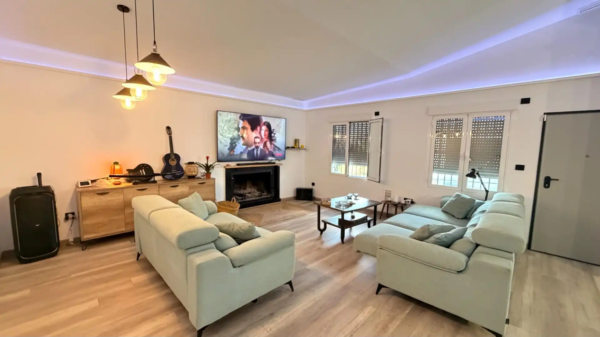 Wohnzimmer von Haus oder Chalet zum Verkauf in Elche / Elx mit Klimaanlage, Heizung und Privatgarten
