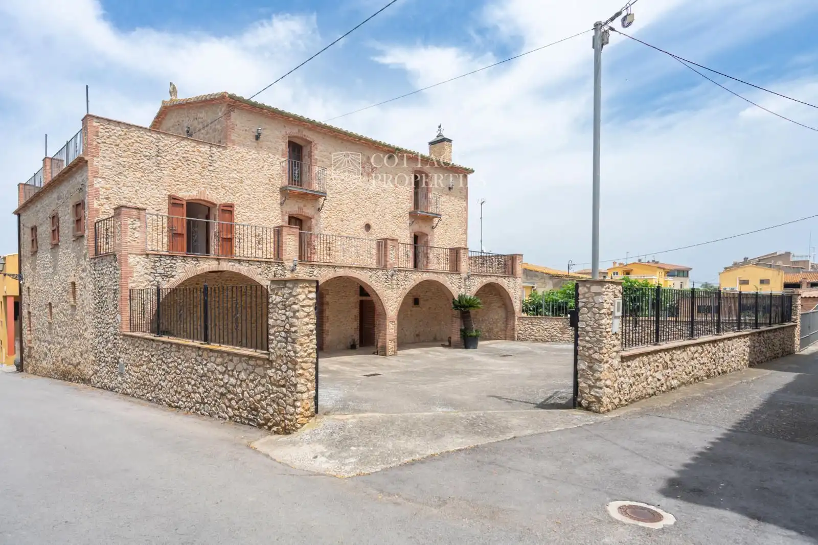 Vista exterior de Finca rústica en venta en Garrigàs
