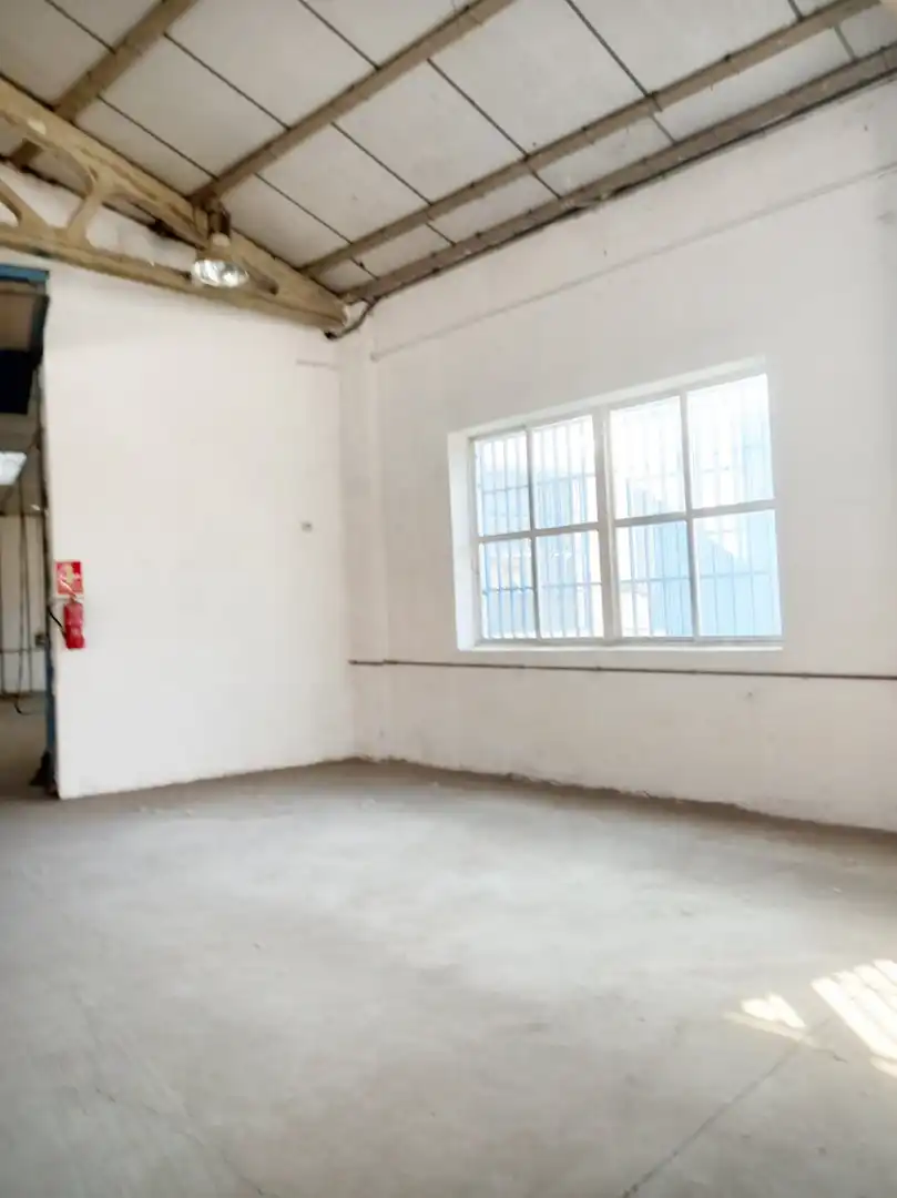 Industrial buildings for sale in Encinas de Abajo