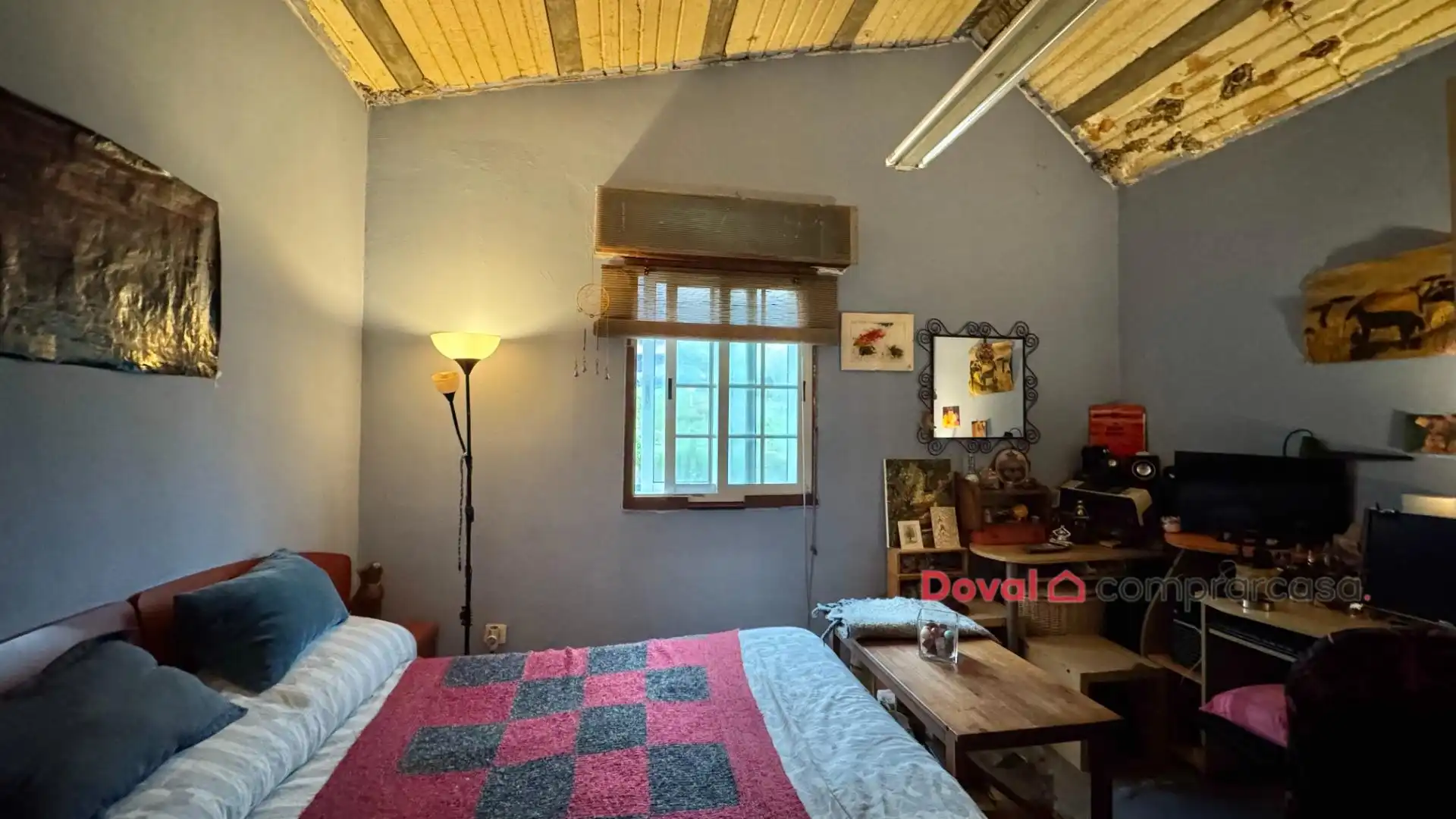 Habitación de Casa o chalet en venta en Vigo  con Calefacción, Jardín privado y Parquet