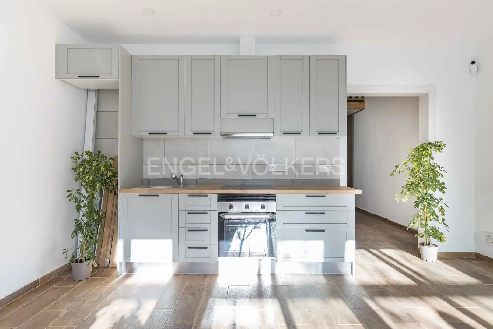 Cocina de Casa o chalet en venta en El Prat de Llobregat con Aire acondicionado, Calefacción y Jardín privado