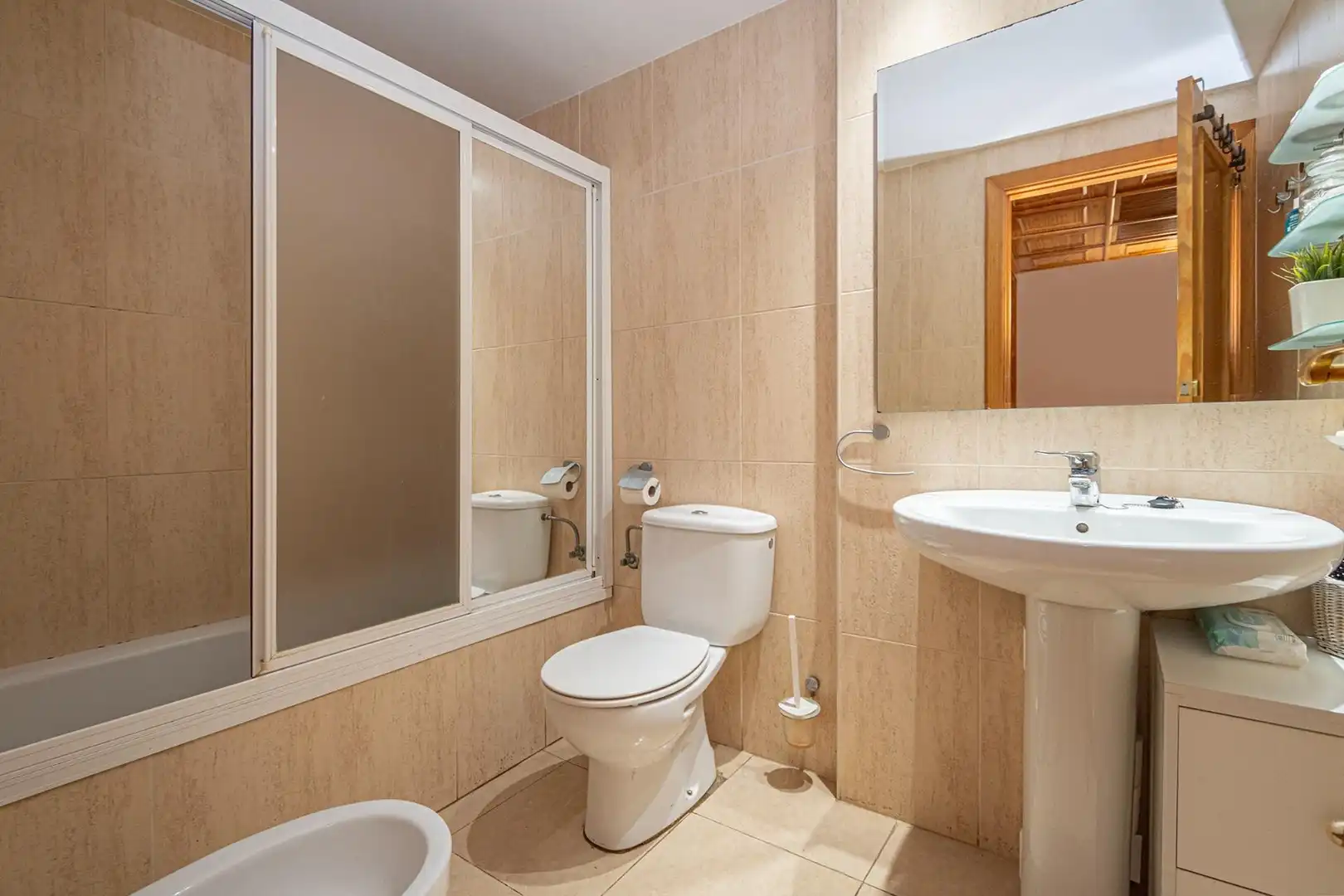 Baño de Piso en venta en  Palma de Mallorca con Aire acondicionado, Calefacción y Trastero