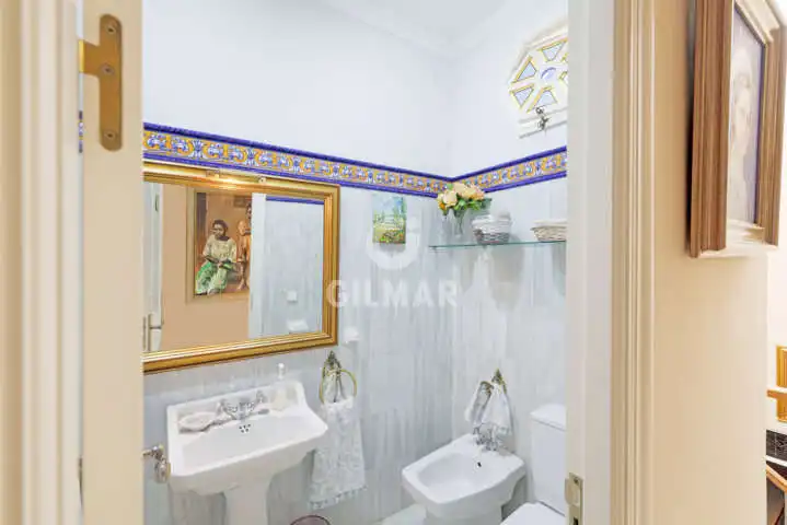 Baño de Casa adosada en venta en El Puerto de Santa María con Calefacción y Jardín privado