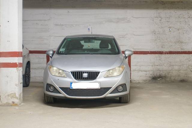 Garaje en Venta en Sta. Aurelia - Cantábrico - Atlàntico - La Romería