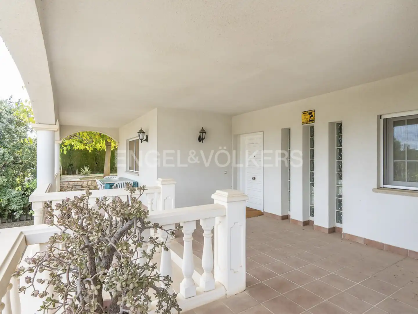 Vista exterior de Casa o xalet en venda en Vespella de Gaià amb Aire condicionat, Calefacció i Jardí privat