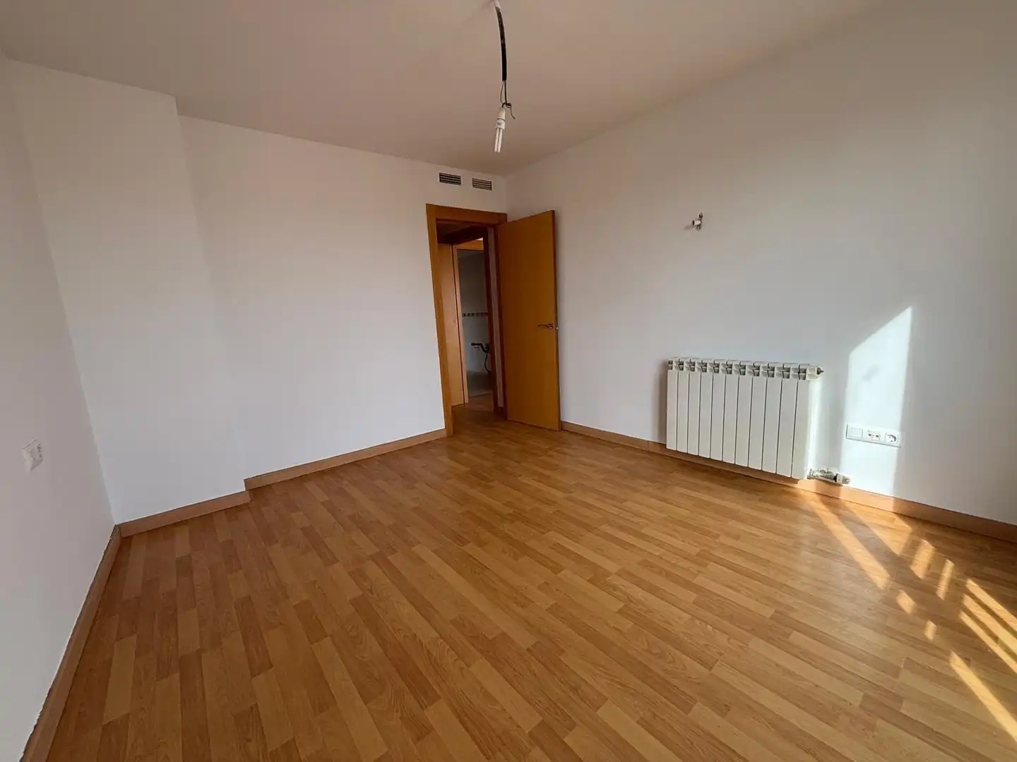 Habitación de Piso en venta en Fuentes de Ebro con Trastero