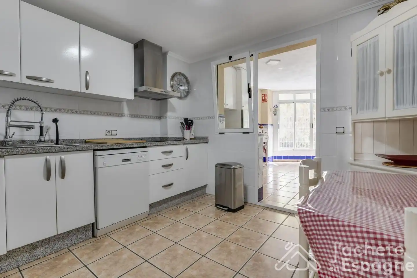 Kitchen of Apartments for sale in Cullera  with Air Conditioner, Terrace and Storage room