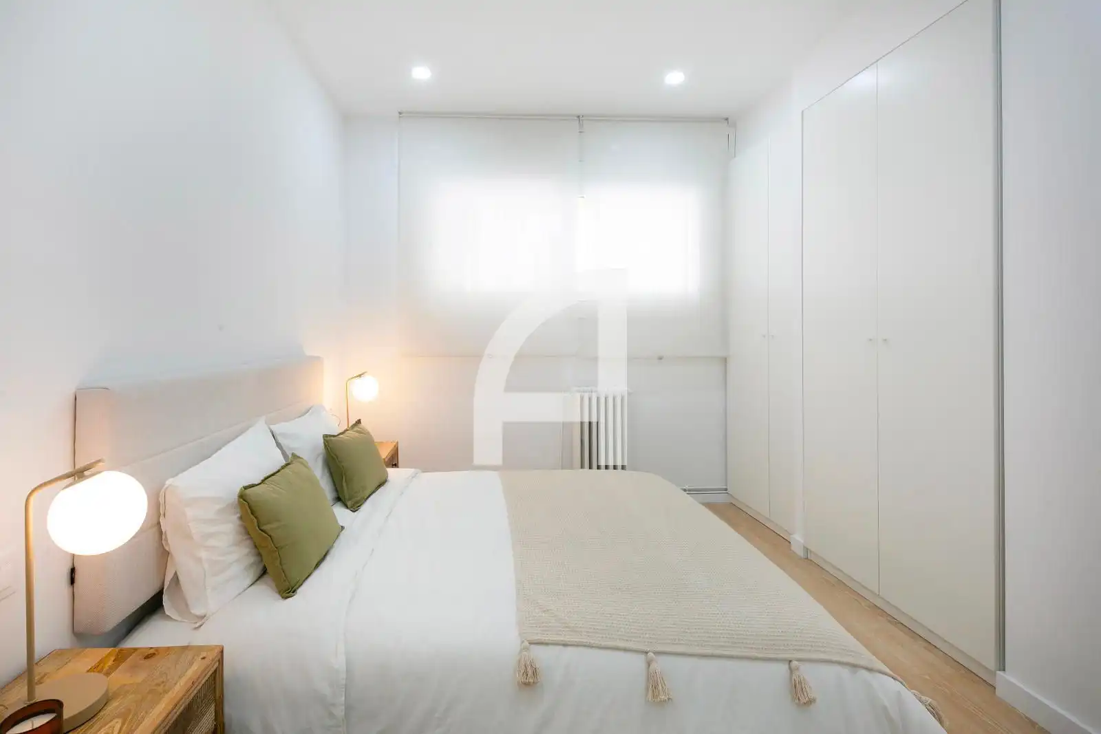 Schlafzimmer von Wohnung zum Verkauf in Barcelona mit Klimaanlage, Heizung und Parkett