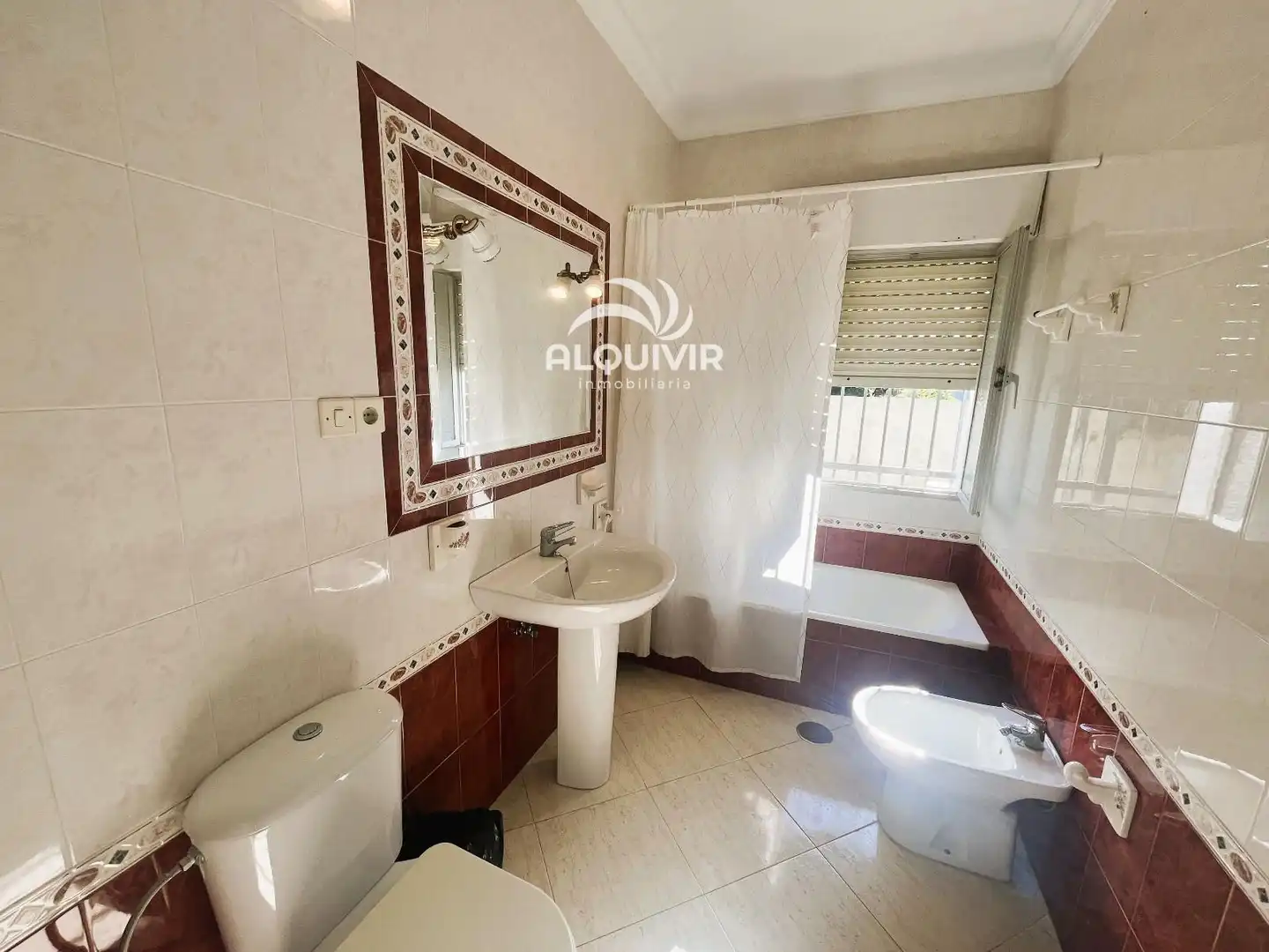 Chalet con piscina en venta en Sector H, imagen 3
