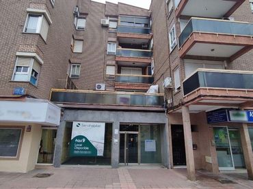 Gewerbefläche zum Verkauf in Avenida Doctor Mendiguchía Carriche