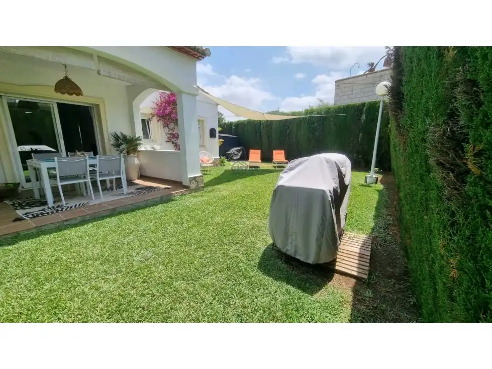 Jardí de Casa o xalet en venda en Beniarbeig amb Calefacció i Piscina