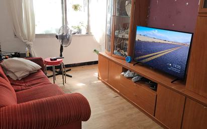 Living room of Flat for sale in  Barcelona Capital