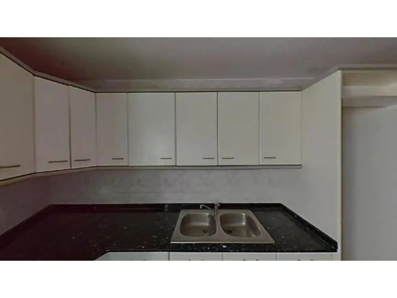 Kitchen of Flat for sale in Badalona