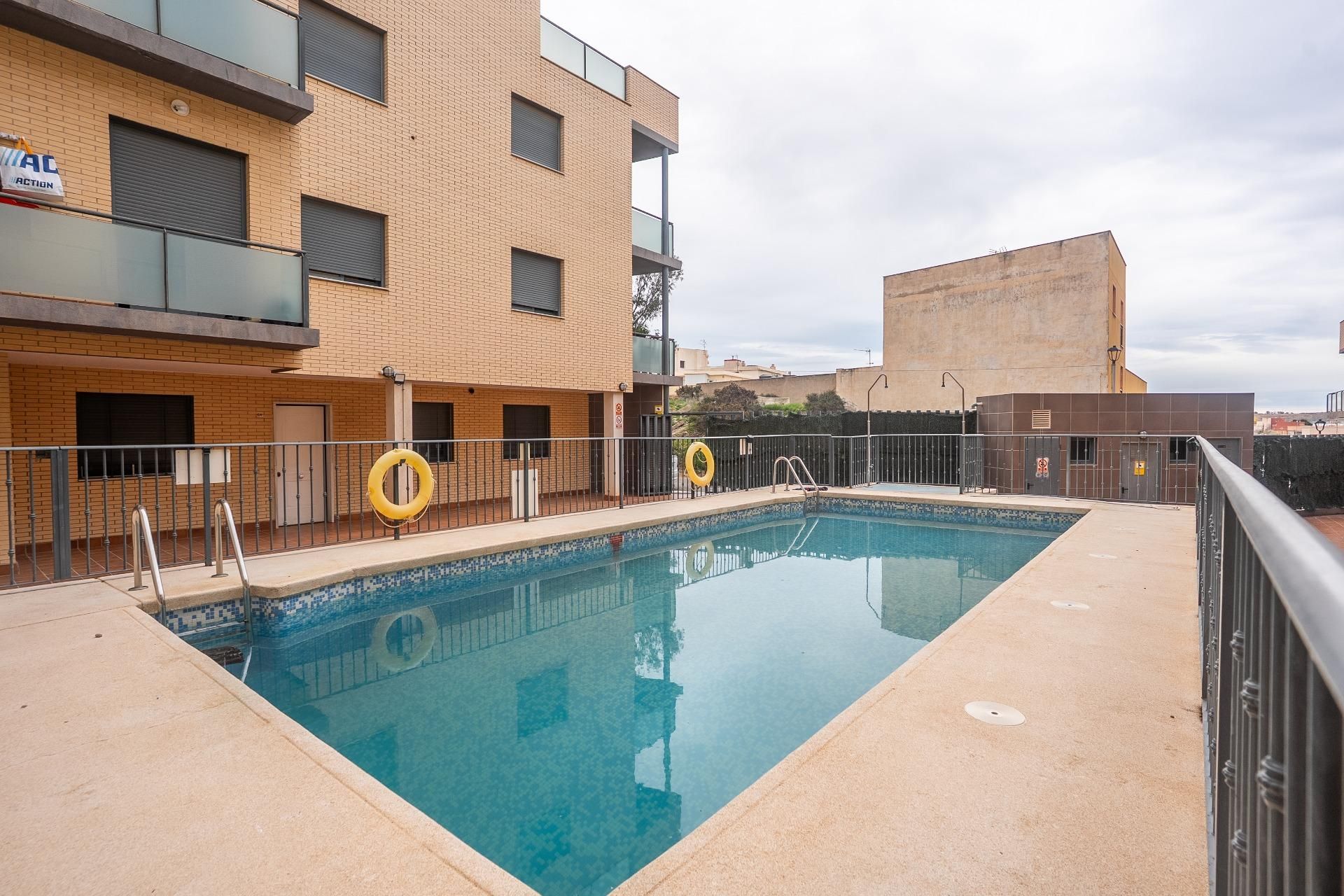 Piscina de Pis en venda en Viator amb Parquet, Terrassa i Piscina comunitària