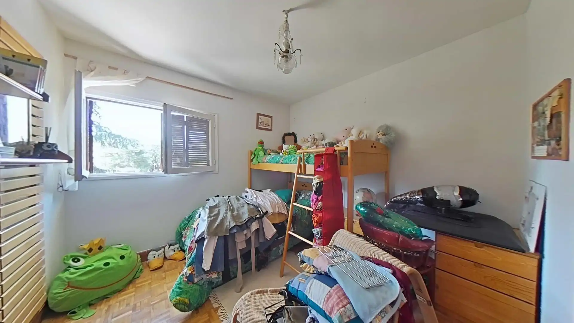 Dormitori de Casa o xalet en venda en Galapagar amb Aire condicionat, Calefacció i Jardí privat