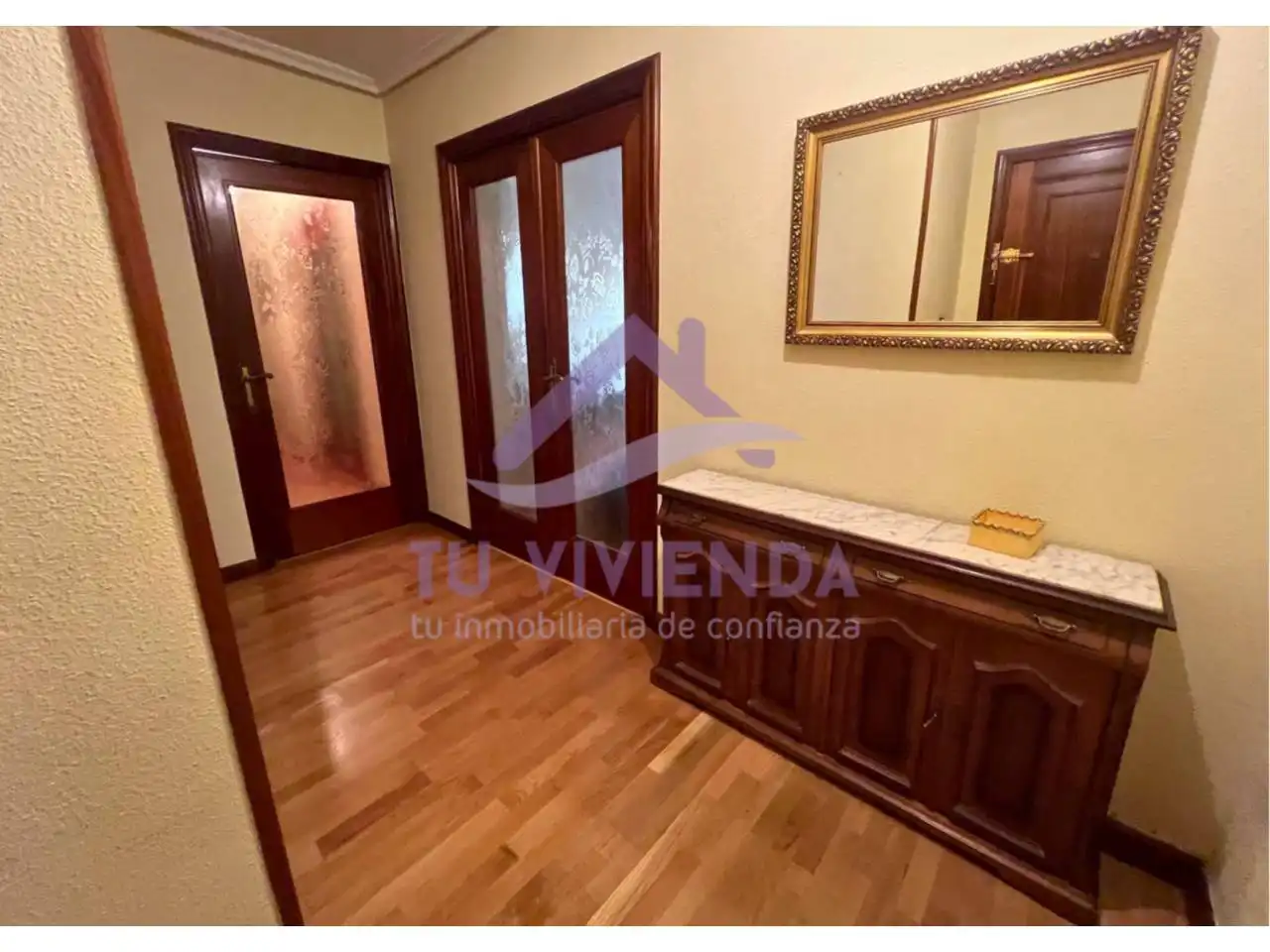 Wohnung zum Verkauf in Valladolid mit Heizung, Parkett und Terrasse