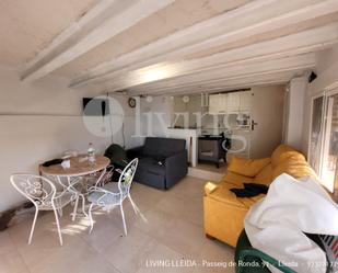 Wohnzimmer von Country house zum verkauf in Vilanova de la Barca mit Privatgarten, Abstellraum und Schwimmbad