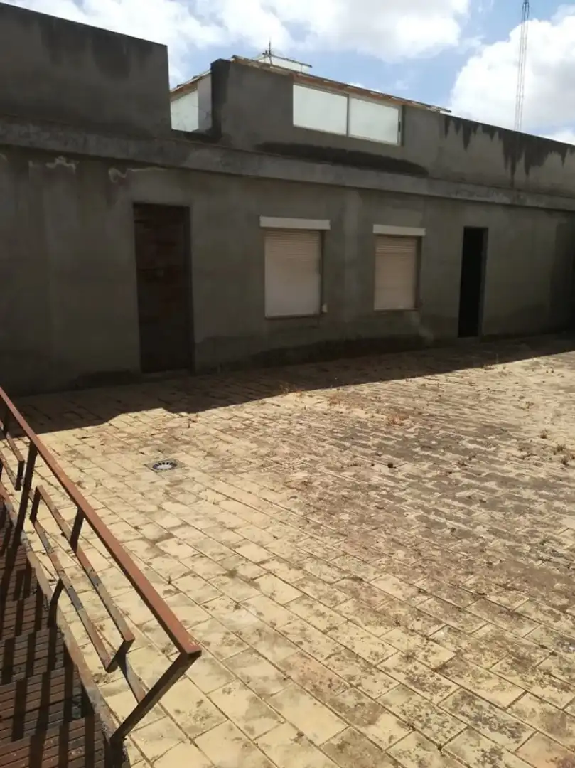 Vista exterior de Casa o chalet en venta en Alcalá de Guadaira con Terraza