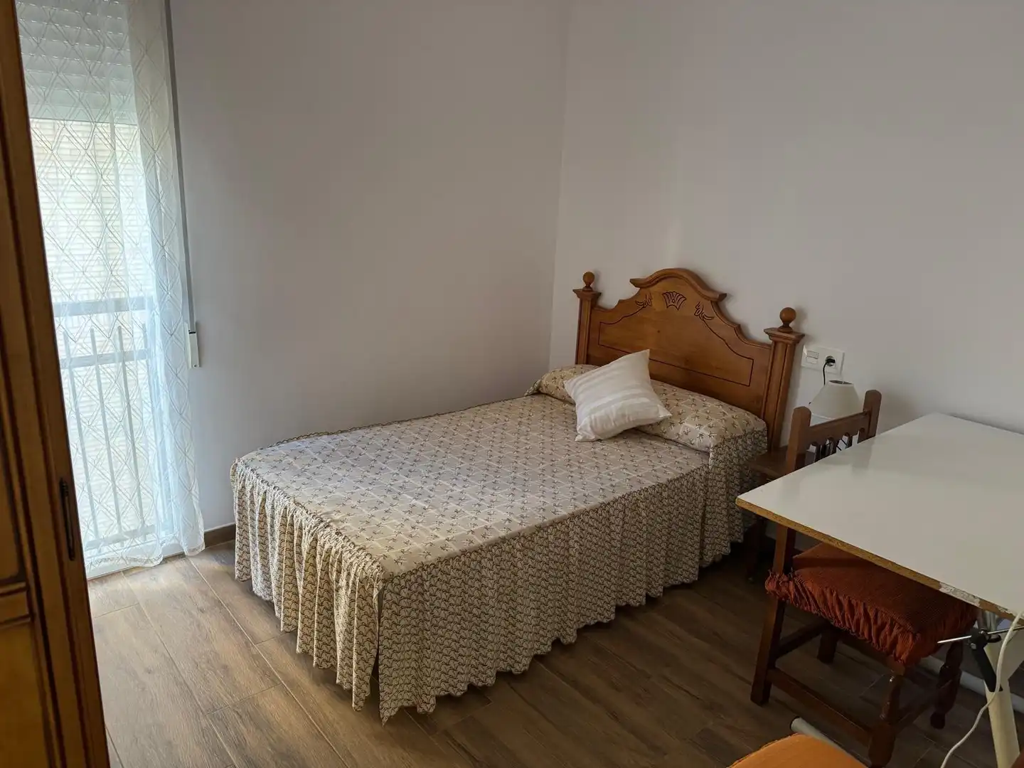 Bedroom of Flat for rent in Granada  with Heating, Terrace and Furnished