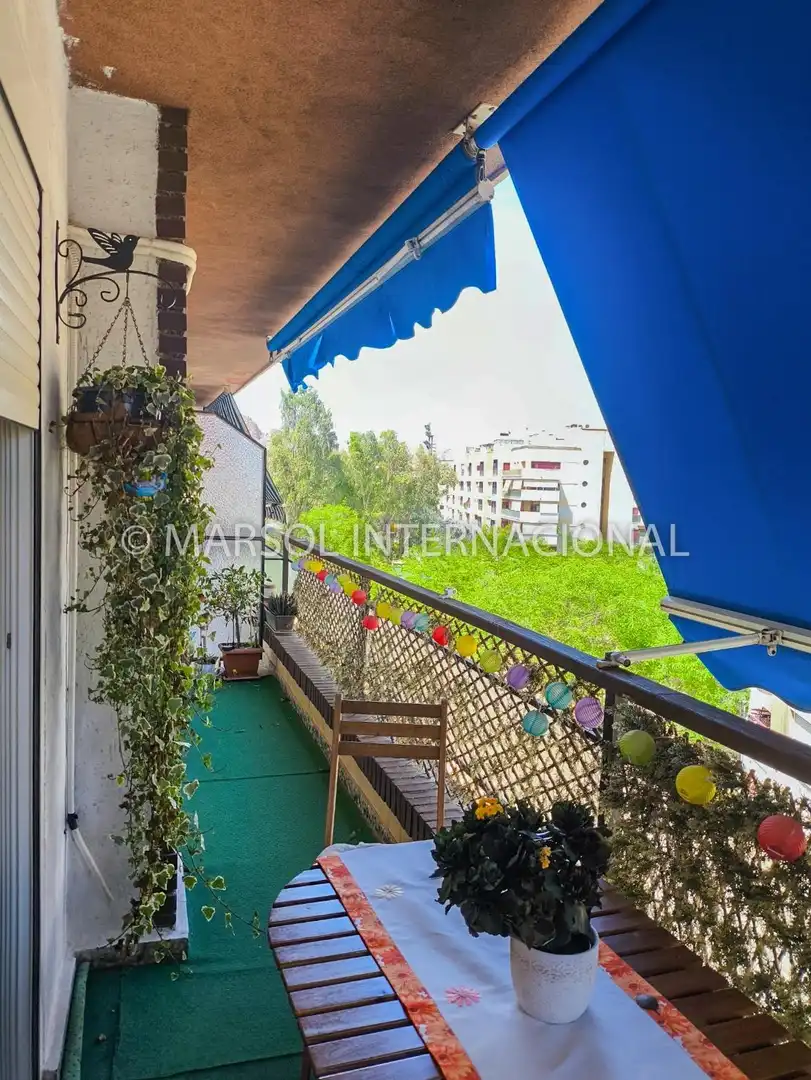 Apartament amb ascensor en venda a Avenida Duque de Tamames