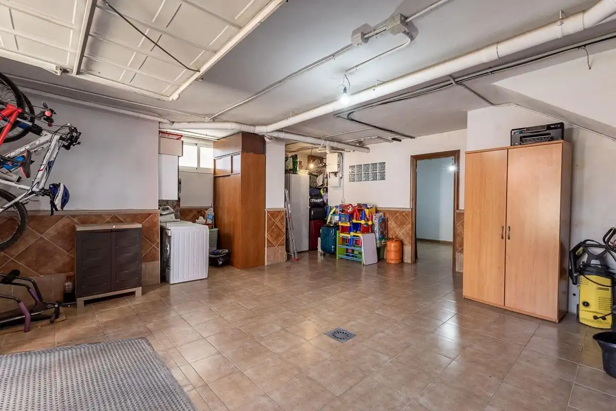 Casa adosada en venda en Alhendín amb Aire condicionat, Calefacció i Jardí privat