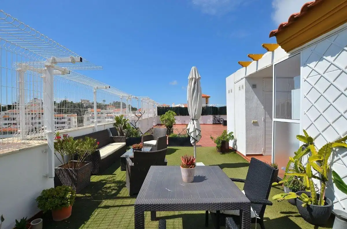 Ático con piscina en venta en Benalmádena pueblo, imagen 2