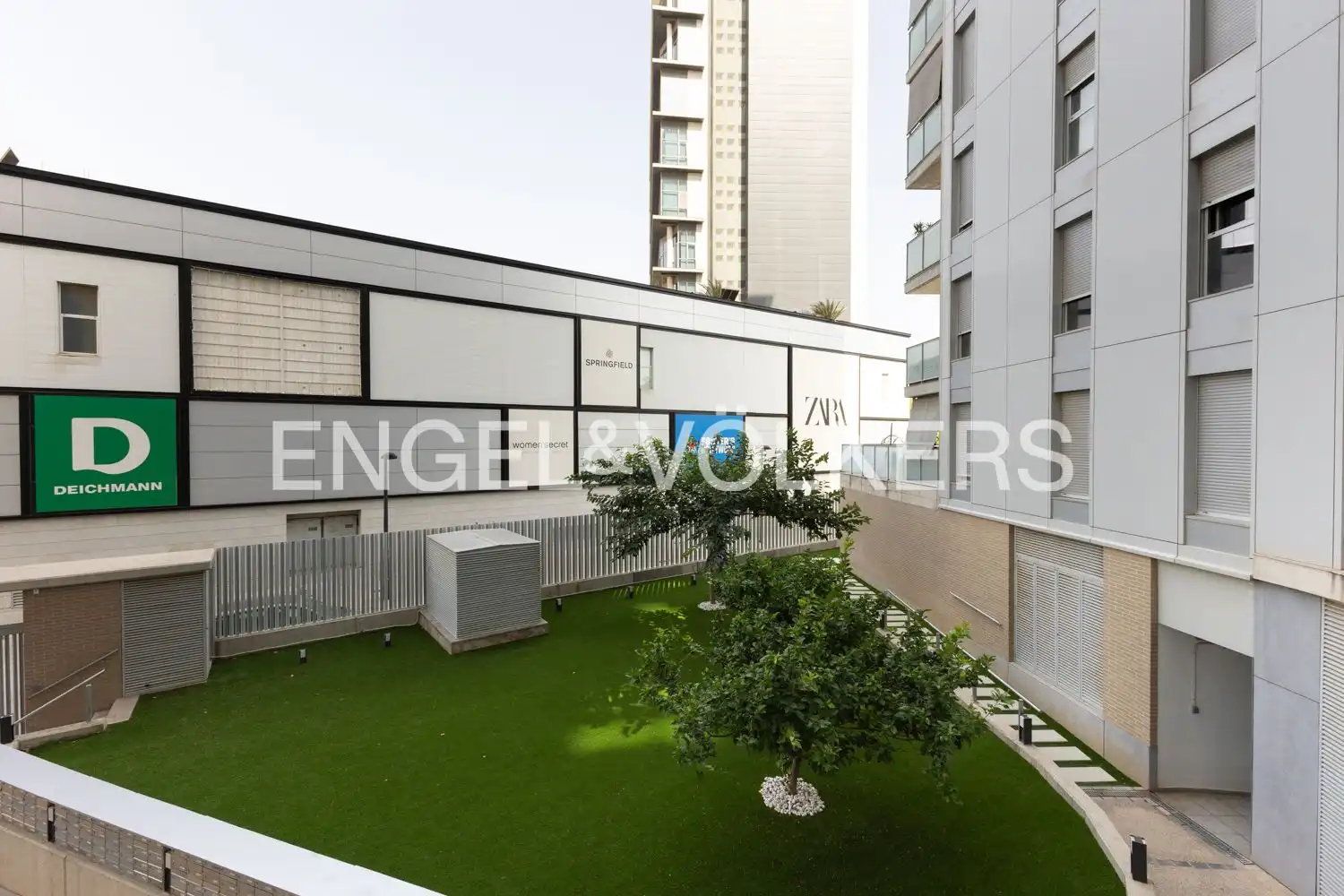 Terraza de Piso en venta en Valencia con Aire acondicionado, Calefacción y Trastero