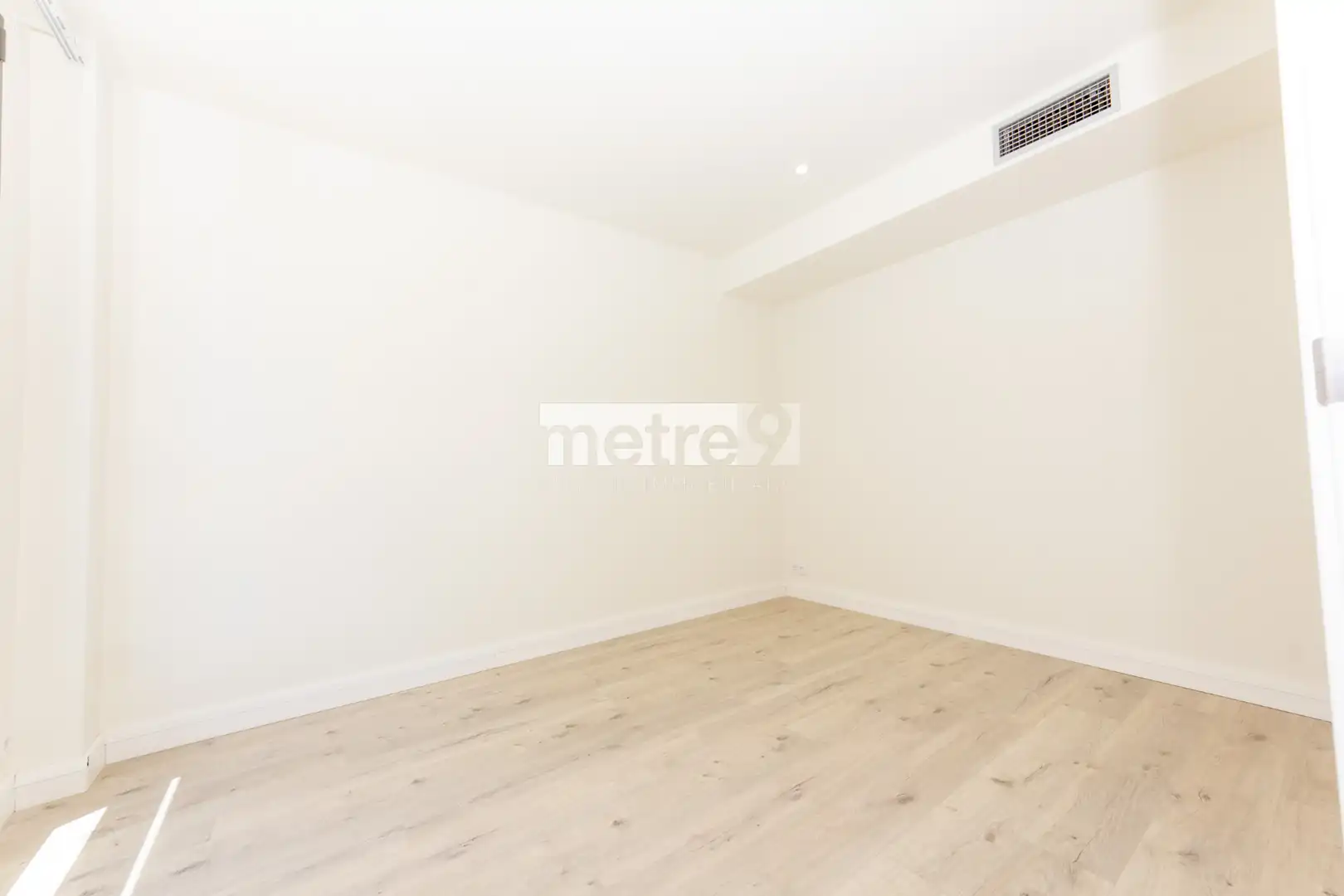 Office space with lift to rent in Plaça de la Coca de Mataró, imagen 17