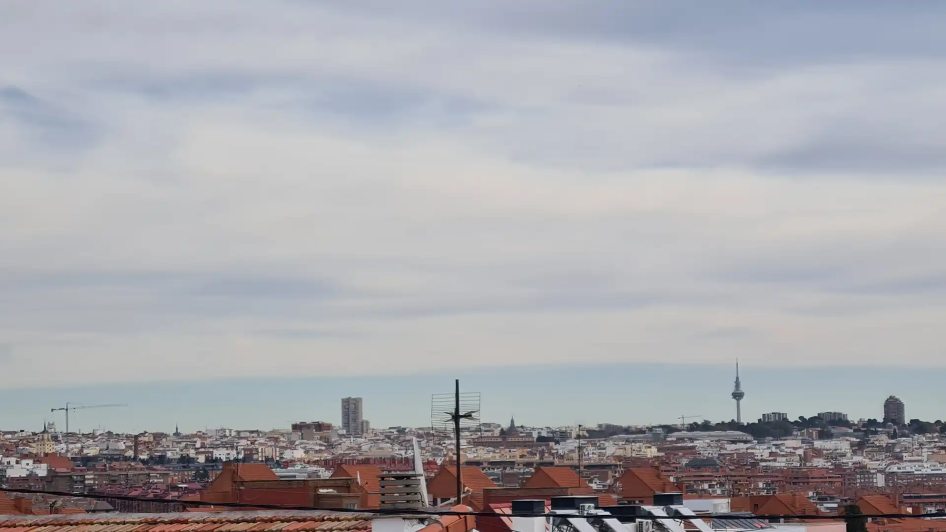 Vista exterior de Àtic en venda en Madrid amb Aire condicionat, Calefacció i Parquet