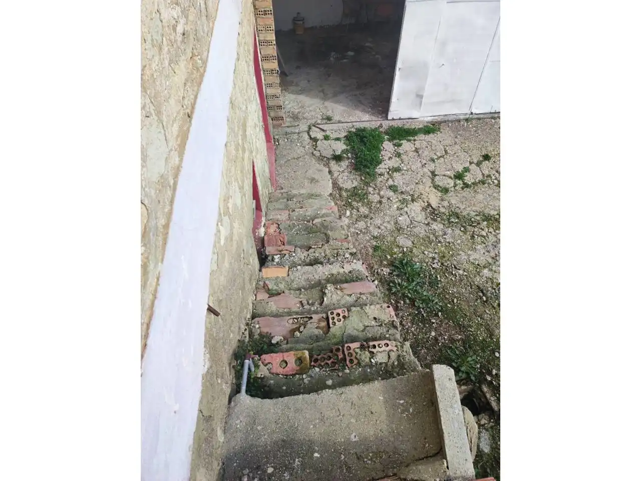 Vista exterior de Casa o chalet en venta en Lalueza con Calefacción y Amueblado