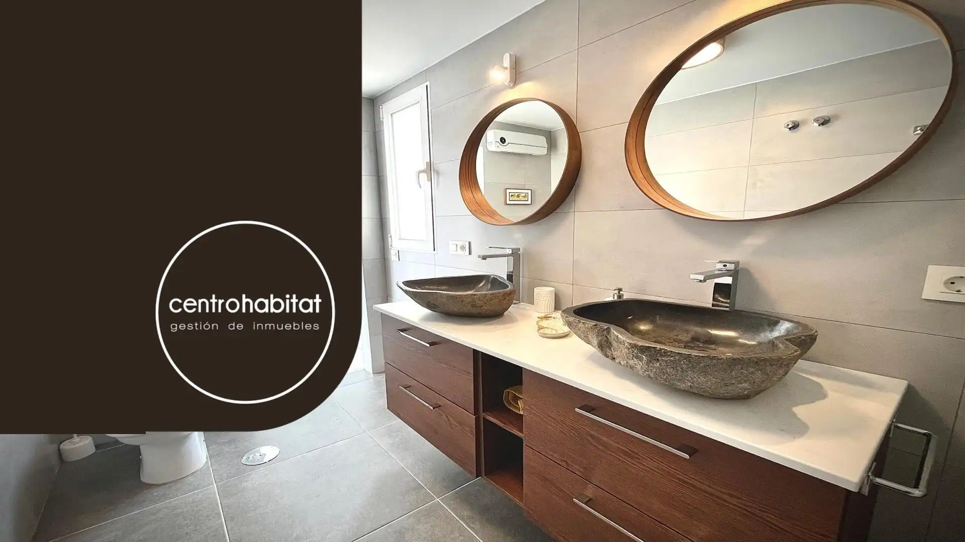 Bany de Àtic en venda en Elda