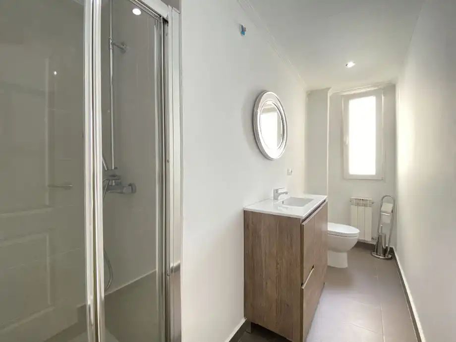 Baño de Piso en venta en Vitoria - Gasteiz con Calefacción y Trastero
