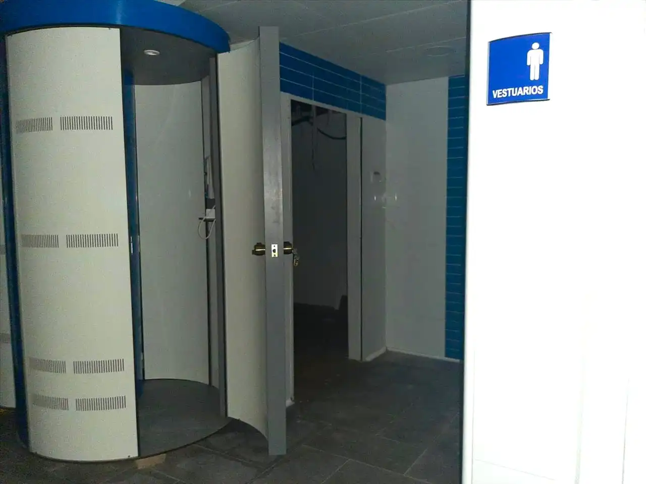 Badezimmer von Büro zum Verkauf in Santurde de Rioja