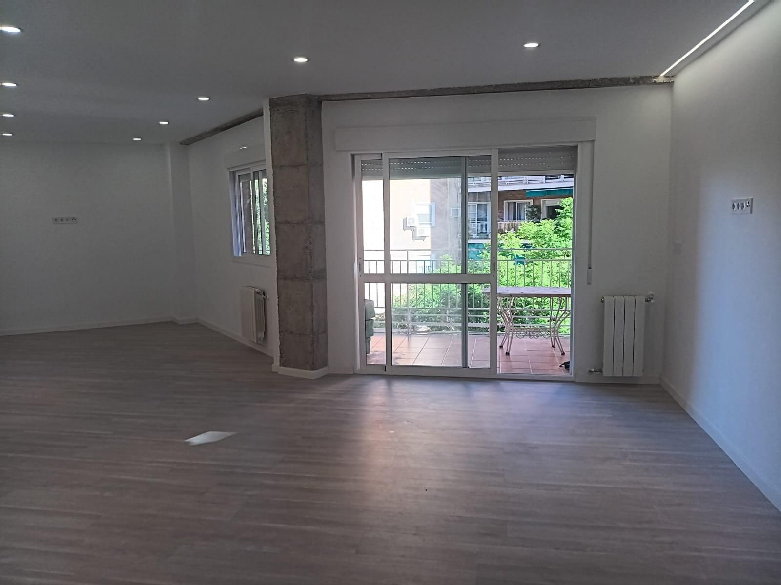 Flat for sale in  Sevilla Capital  with Heating and Balcony