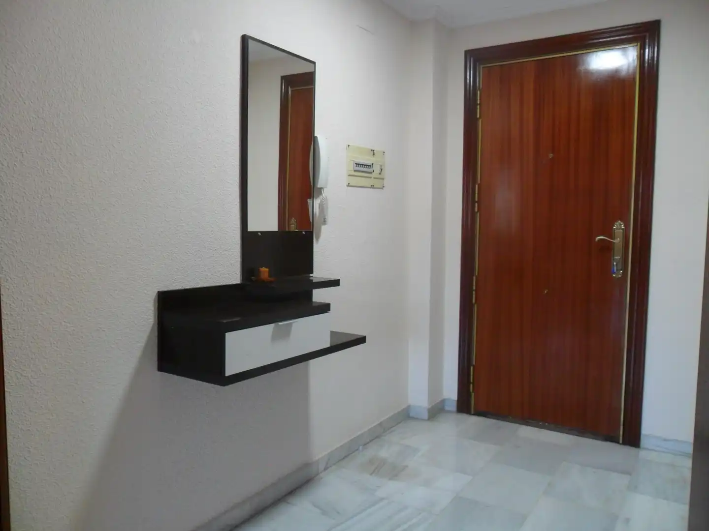 Flat for rent in Granada  with Terrace and Furnished