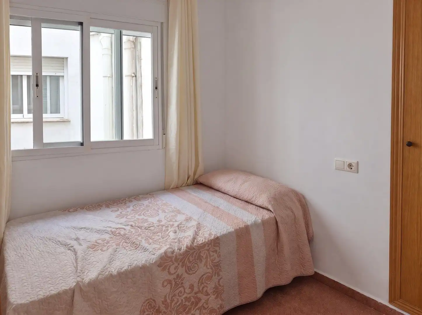 Habitación de Apartamento de alquiler en Puerto de Sagunto