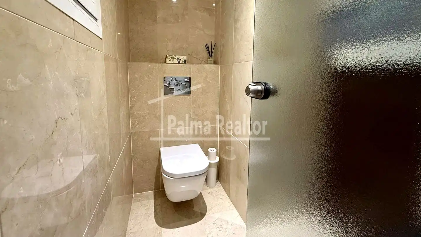 Bany de Dúplex en venda en  Palma de Mallorca amb Aire condicionat, Calefacció i Jardí privat
