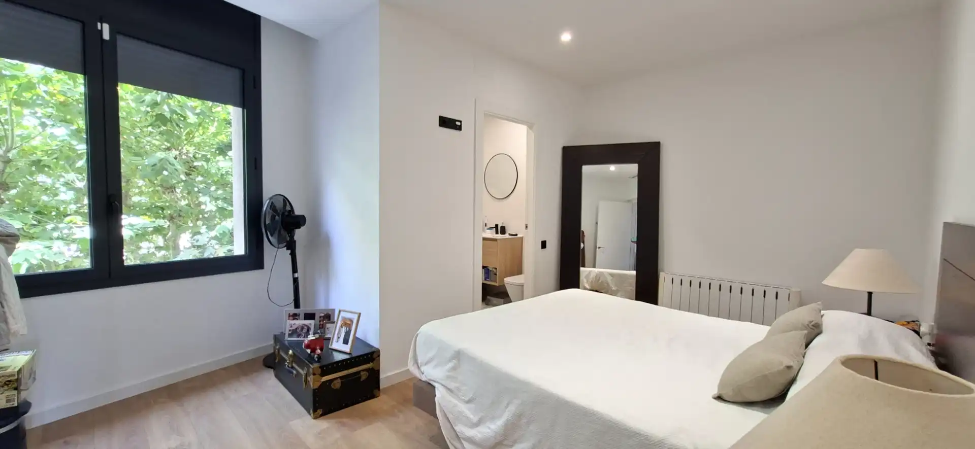Bedroom of Flat for sale in Badalona  with Air Conditioner, Heating and Terrace