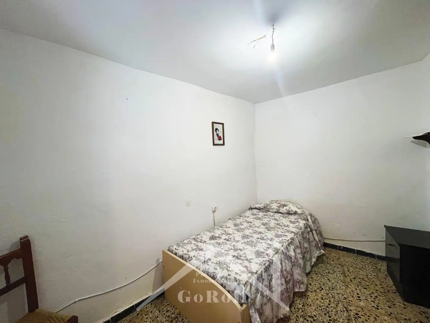 Habitación de Casa adosada en venta en Almadén de la Plata con Aire acondicionado, Terraza y Trastero