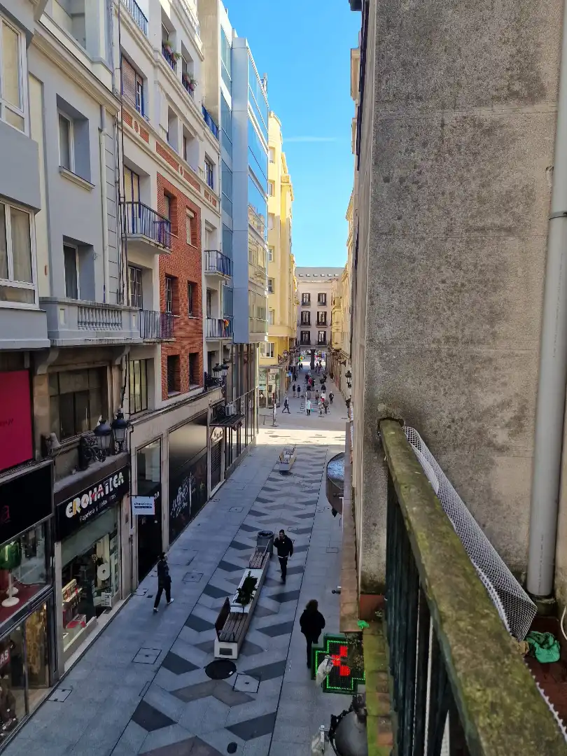 Piso en venta en Calle Calvo Sotelo, Centro - Ayuntamiento