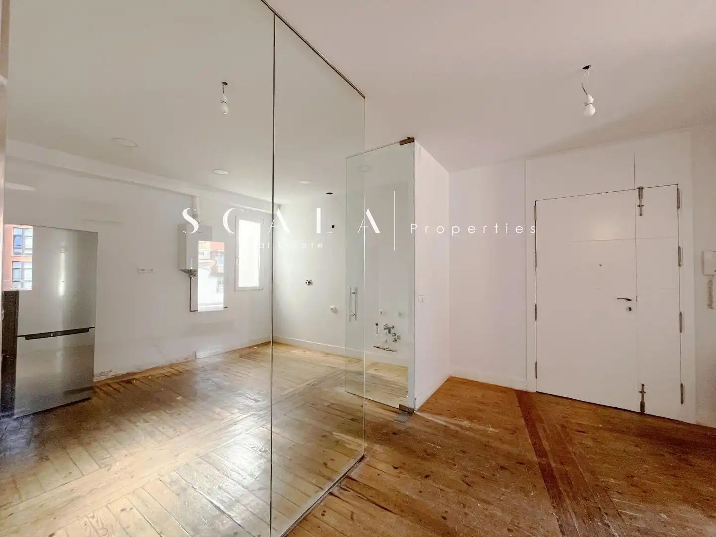 Bedroom of Attic for sale in Madrid  with Air Conditioner, Heating and Terrace