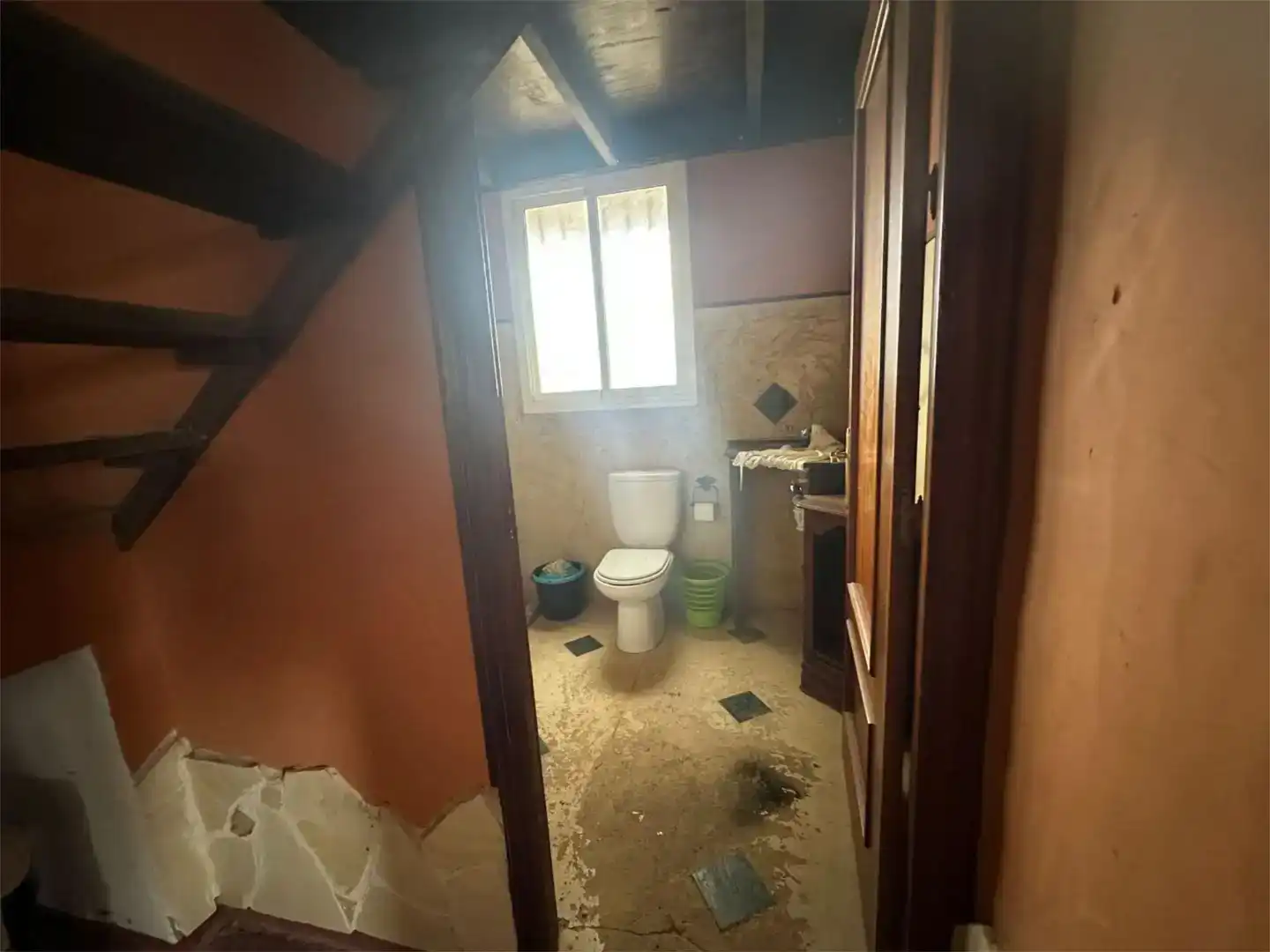 Bany de Casa o xalet en venda en Núcleo urbano