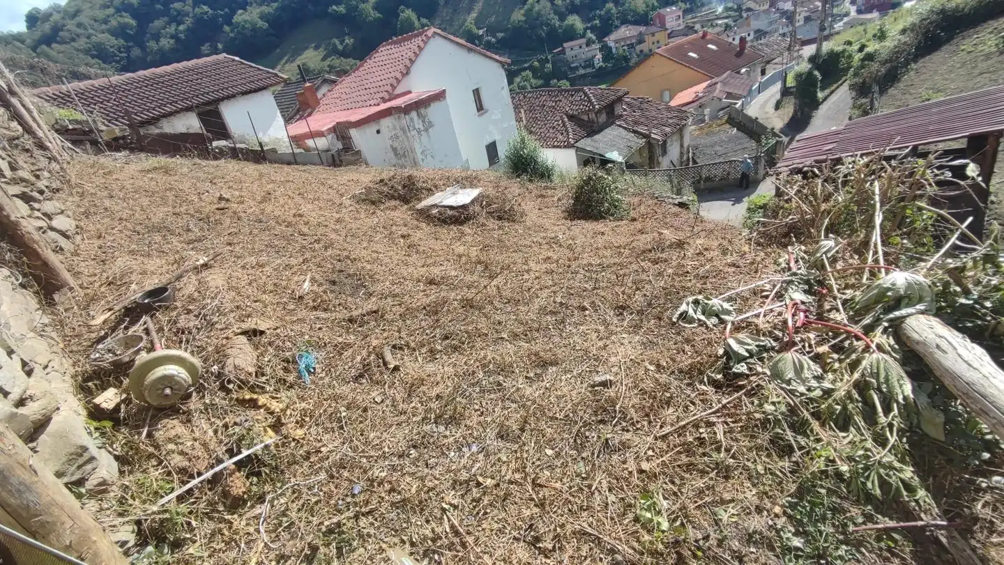 Casa o chalet en venta en Aller con Balcón