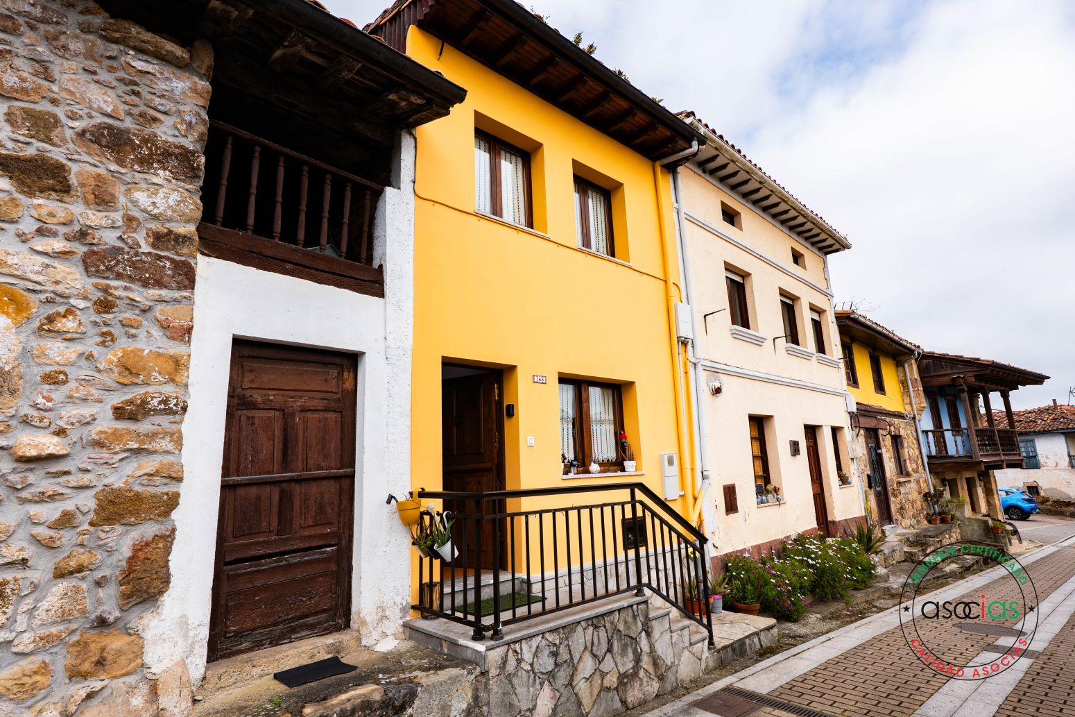 Vista exterior de Casa o xalet en venda en Cabranes amb Calefacció i Parquet