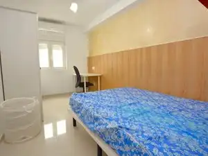 Bedroom of Buildings for sale in Sevilla