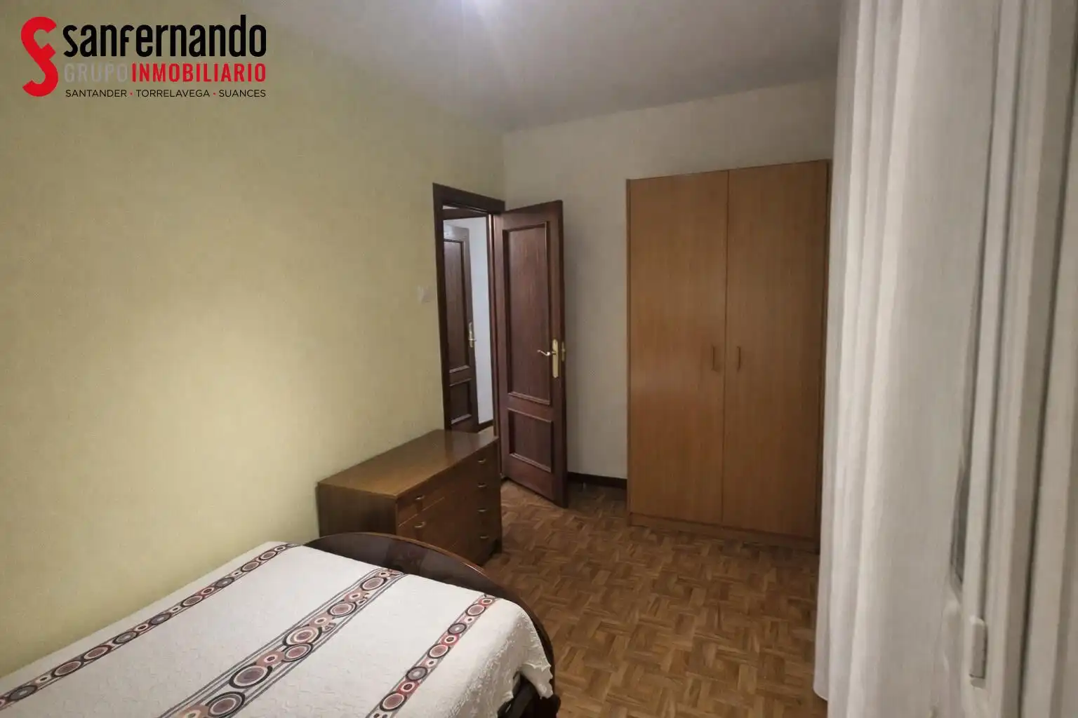Flat for sale in Calle Secada, Cuatro Caminos
