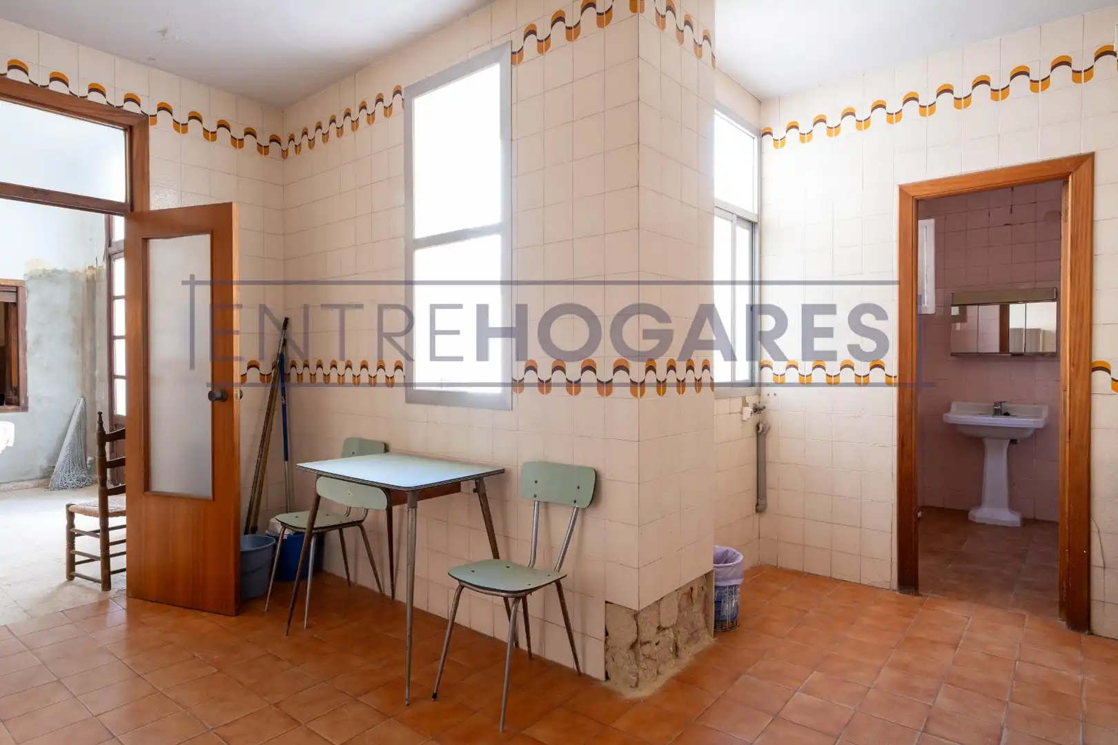 Cocina de Finca rústica en venta en Alfara del Patriarca con Terraza, Trastero y Balcón
