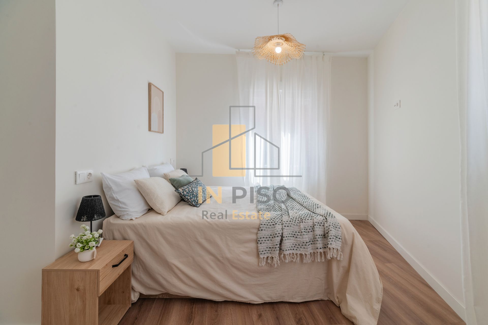 Flat for sale in Paseo Pablo Iglesias, 2, Centro