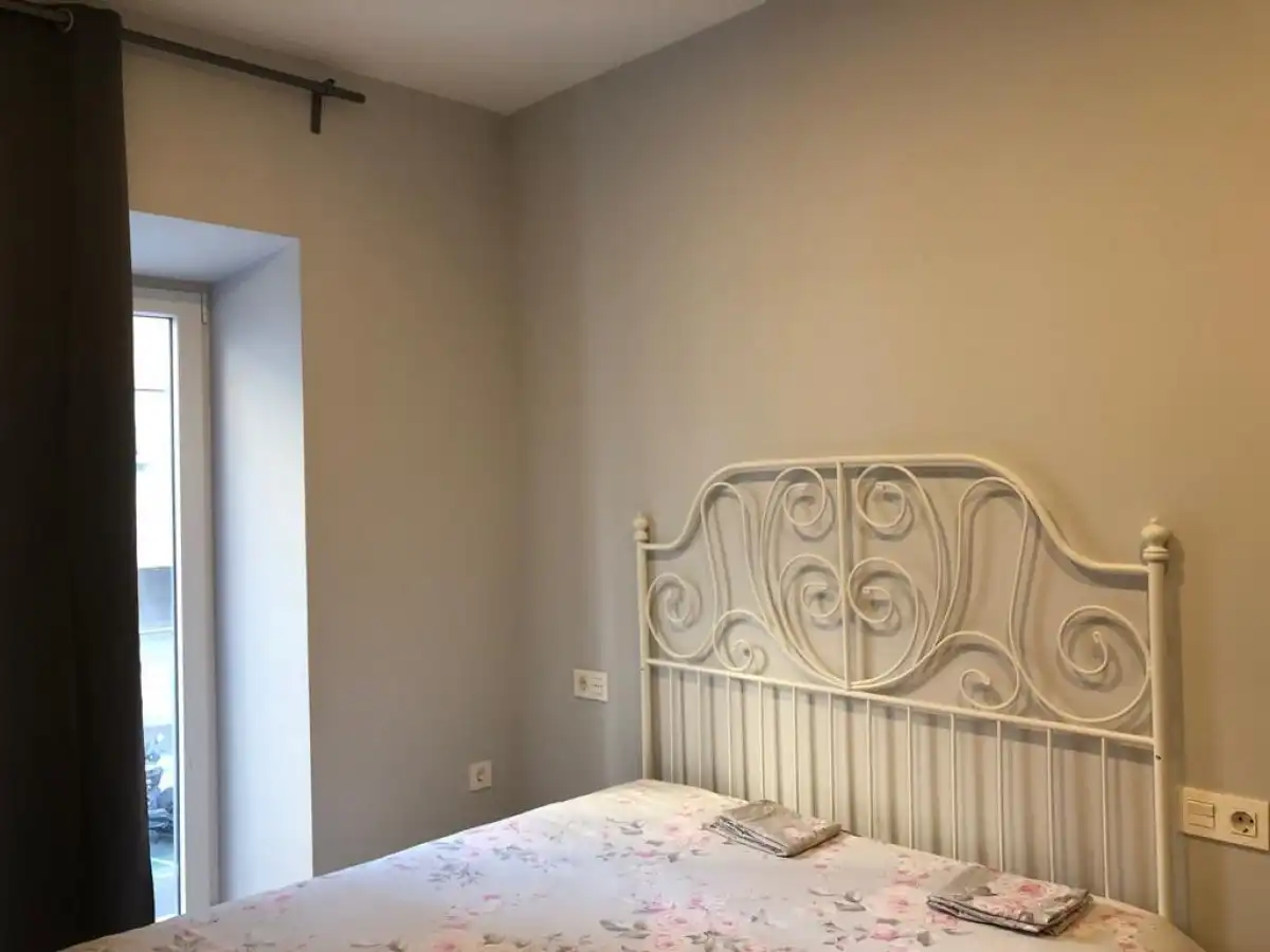 Habitación de Apartamento de alquiler en Badajoz con Aire acondicionado, Calefacción y Amueblado