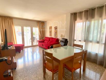 Living room of Flat for sale in Premià de Mar  with Terrace and Balcony